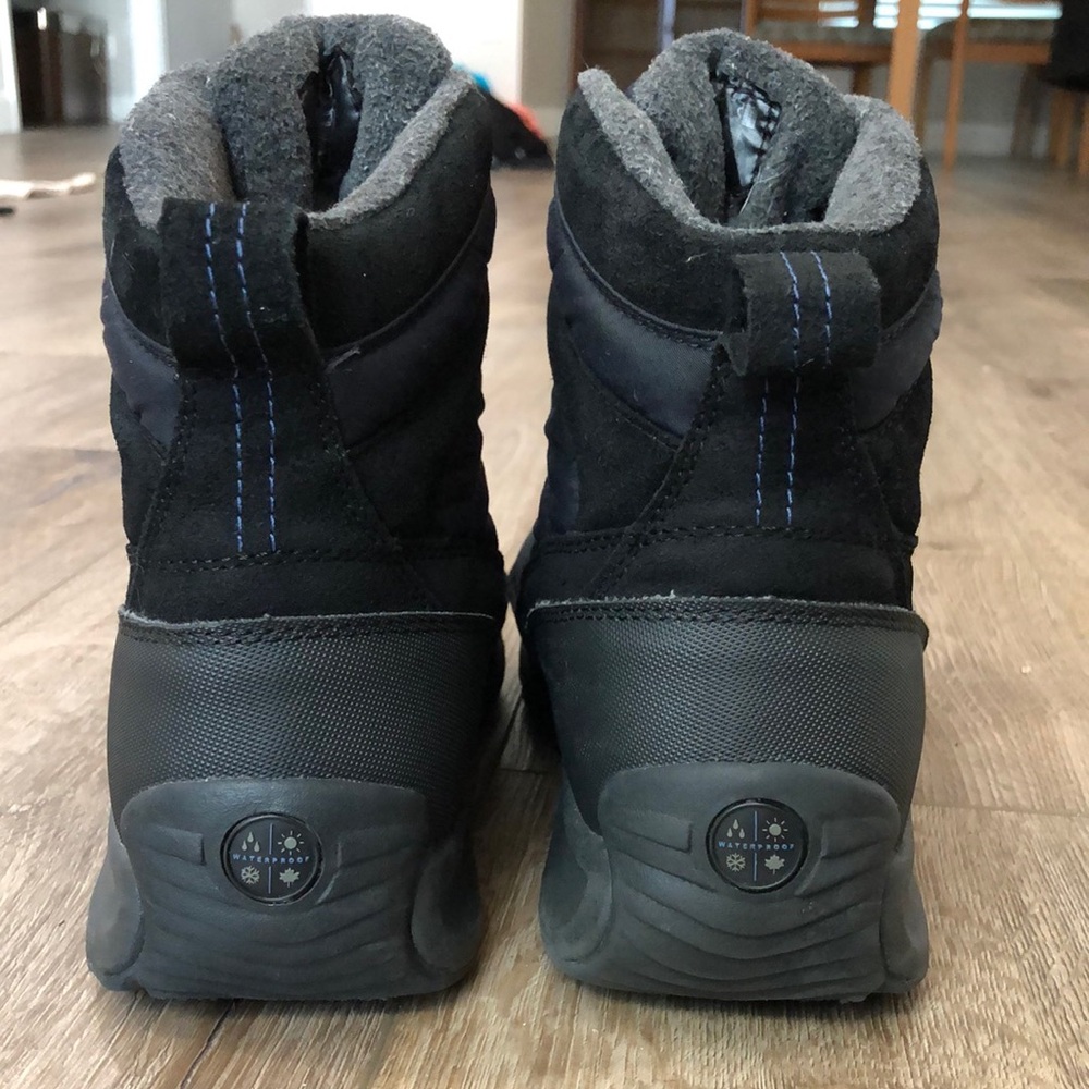 LANDS’ END Waterproof Winter Snow Boots in Black - Picture 3 of 7